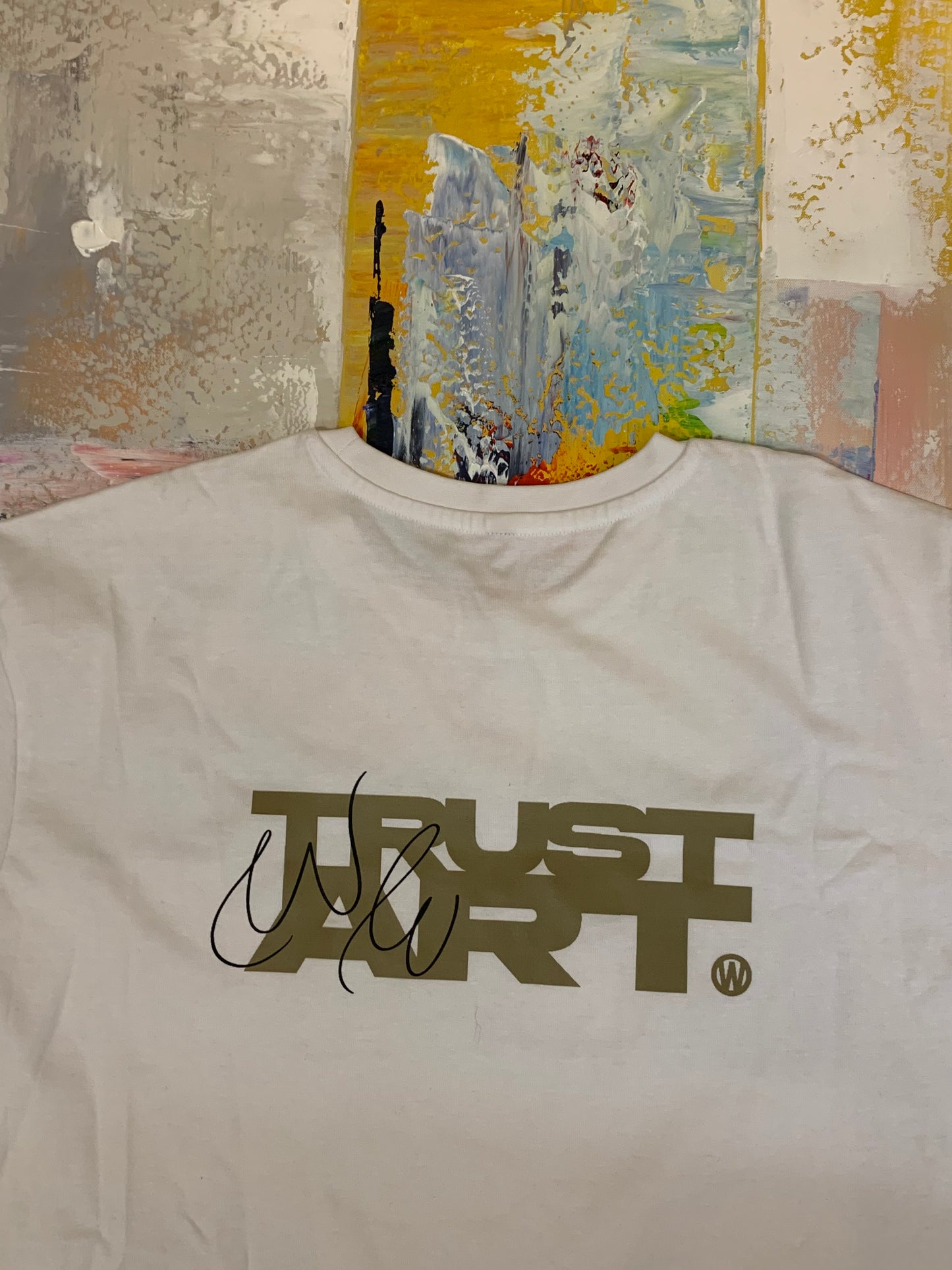 TrustArt Tee